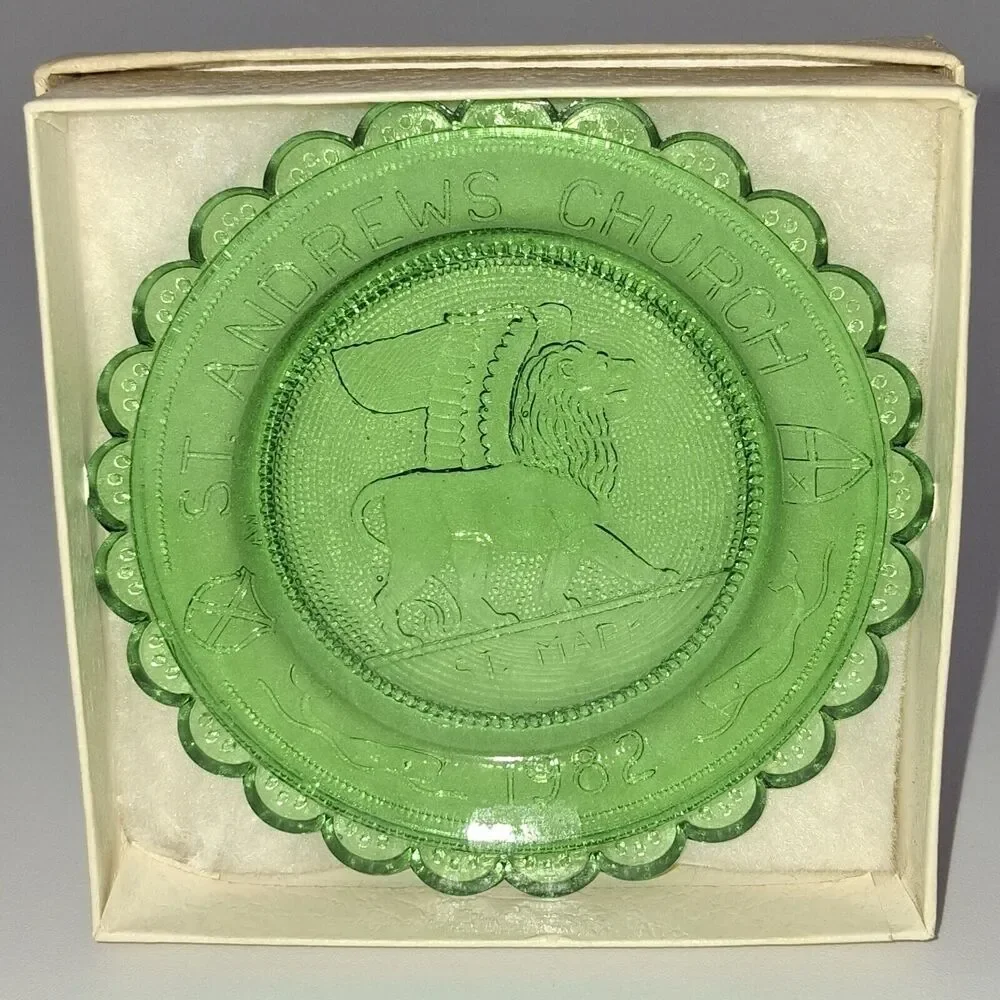 VTG Pairpoint Glass St. Andrews Church Cup Plate 1979 St Mark Winged Lion Box